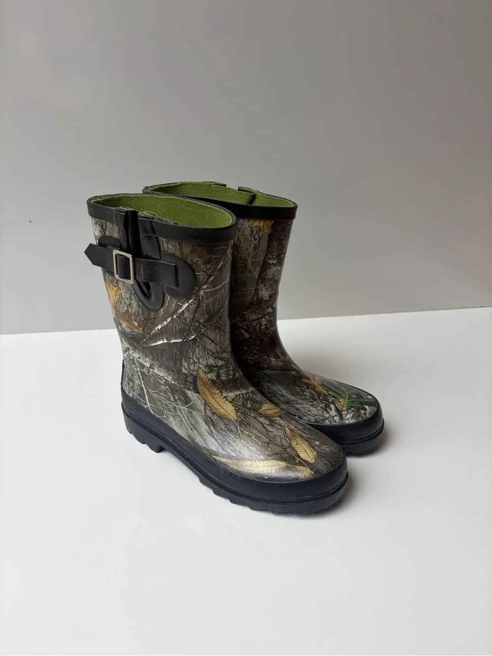 Kids Magellan Outdoors Camo Rubber Rain Boots Waterproof Realtree Edge Size 3